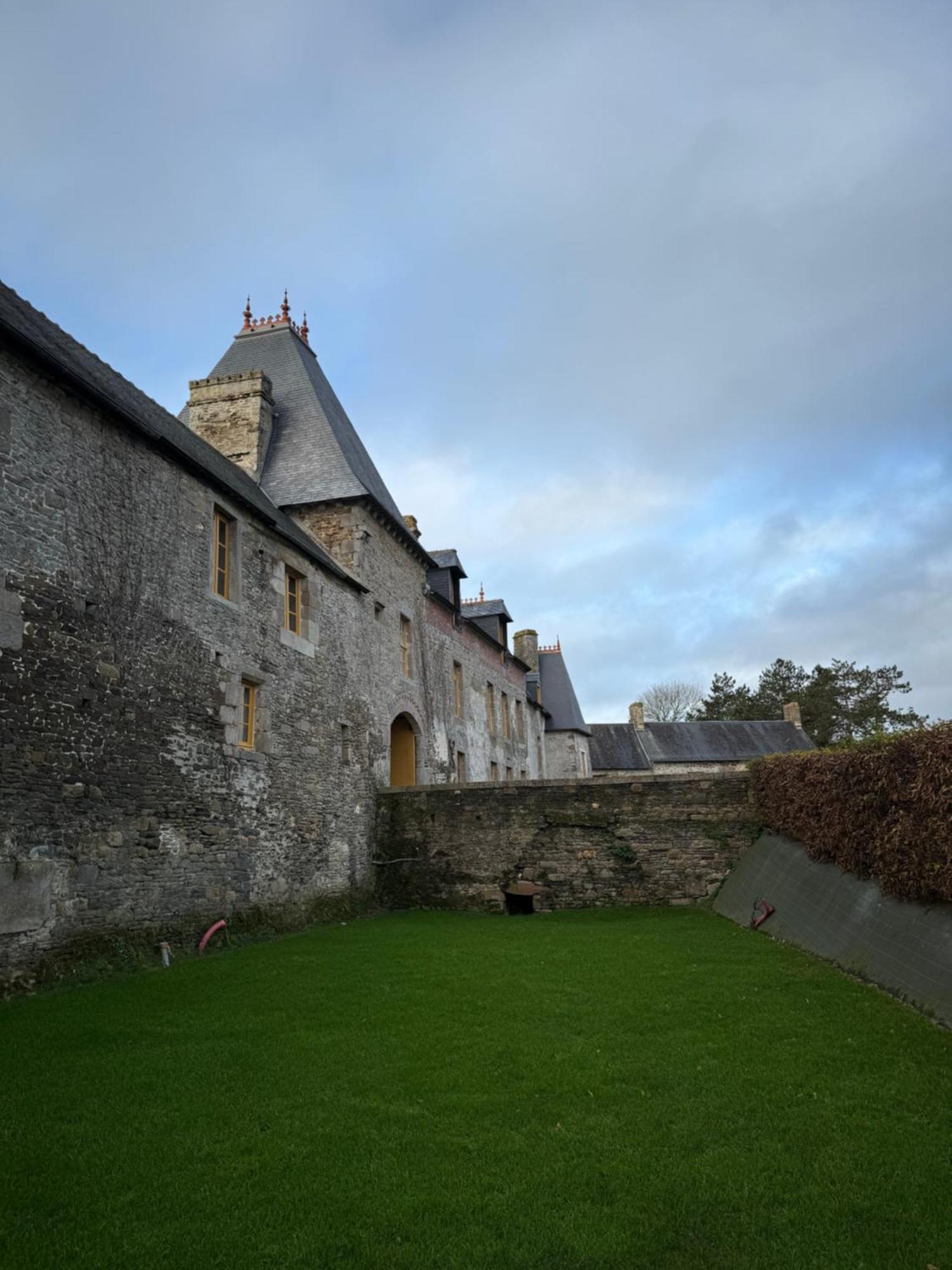 Domaine Du Manoir De Vains Hotel Luaran gambar